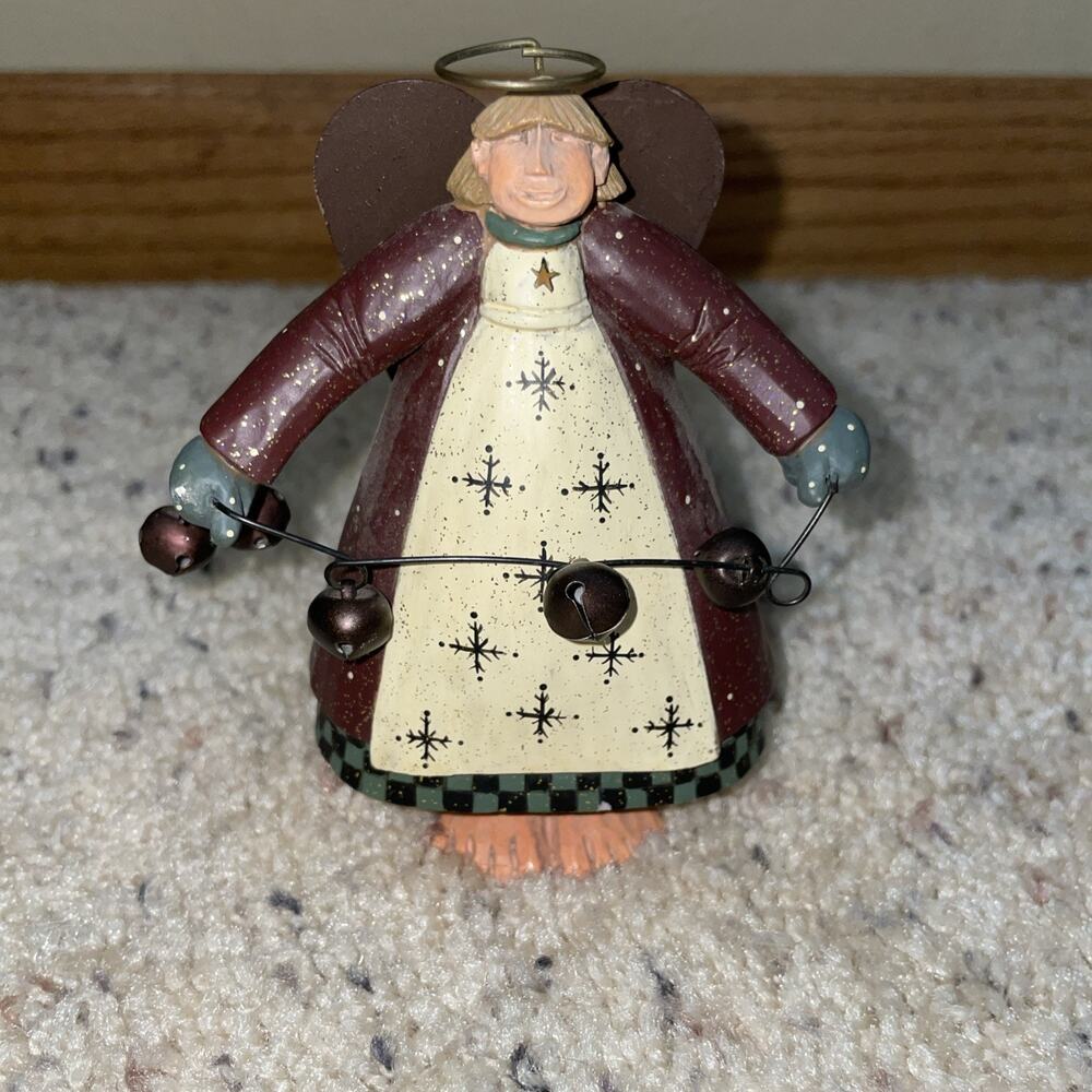 Vintage Williraye Studio Barefoot Angel Holding Bells WW2358